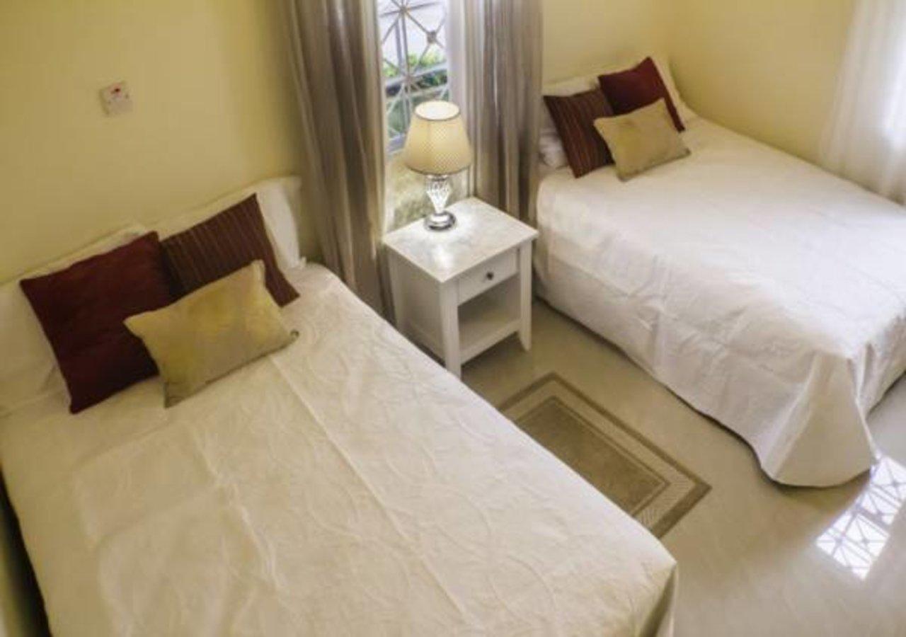 N2N Suites - Ochio Rios Vacation Home Ότσο Ρίος Εξωτερικό φωτογραφία